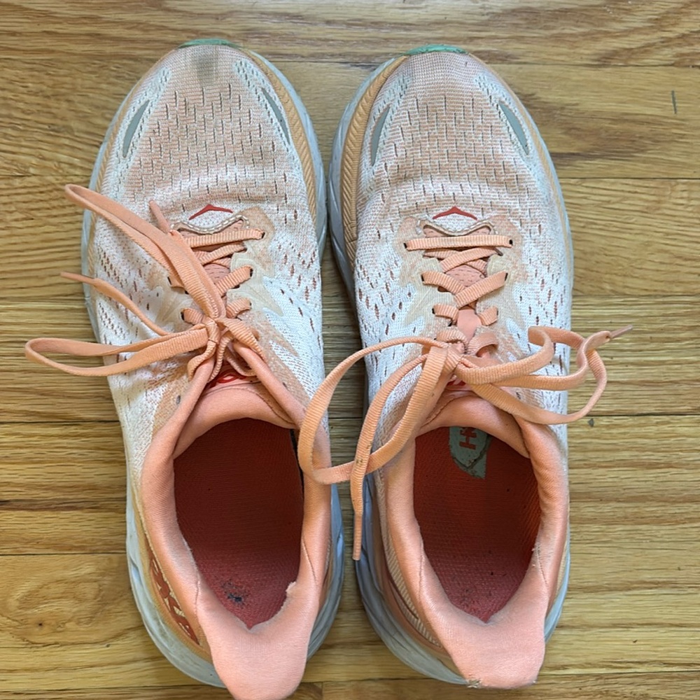 Women’s Hoka Clifton 8